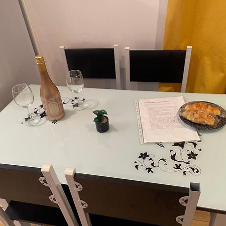 A Lovely One Bed Flat In North Финчли Екстериор снимка