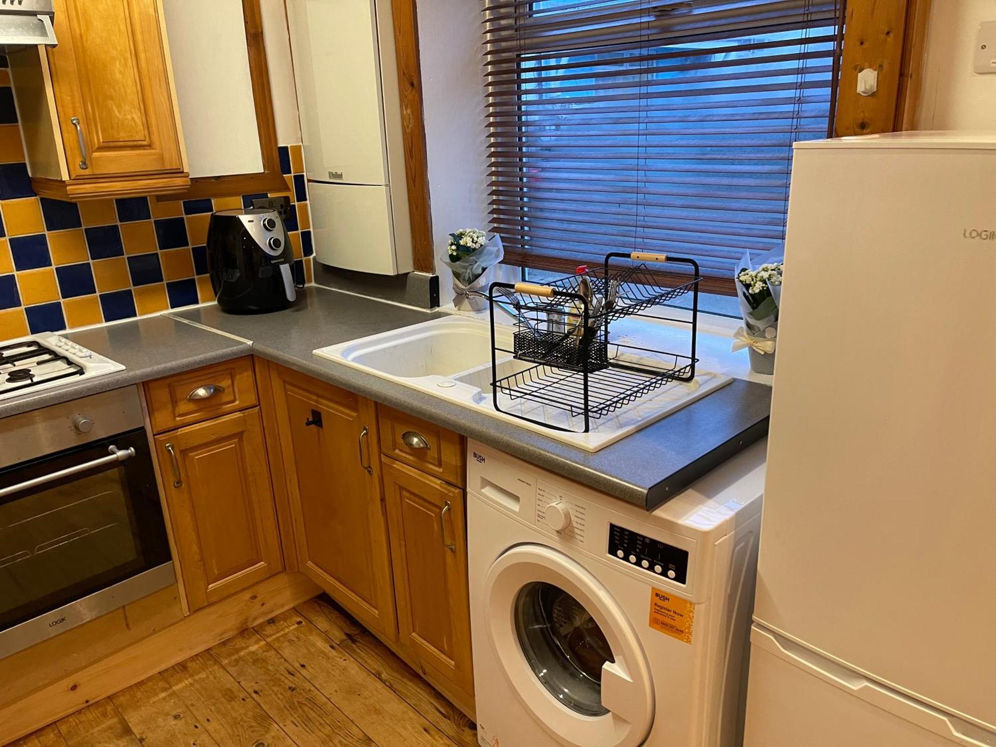 A Lovely One Bed Flat In North Финчли Екстериор снимка