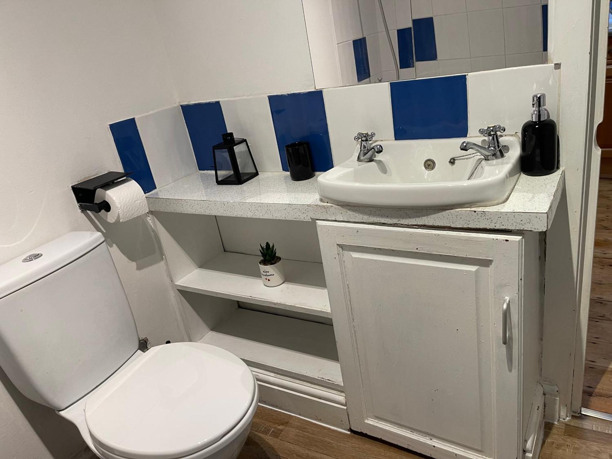 A Lovely One Bed Flat In North Финчли Екстериор снимка